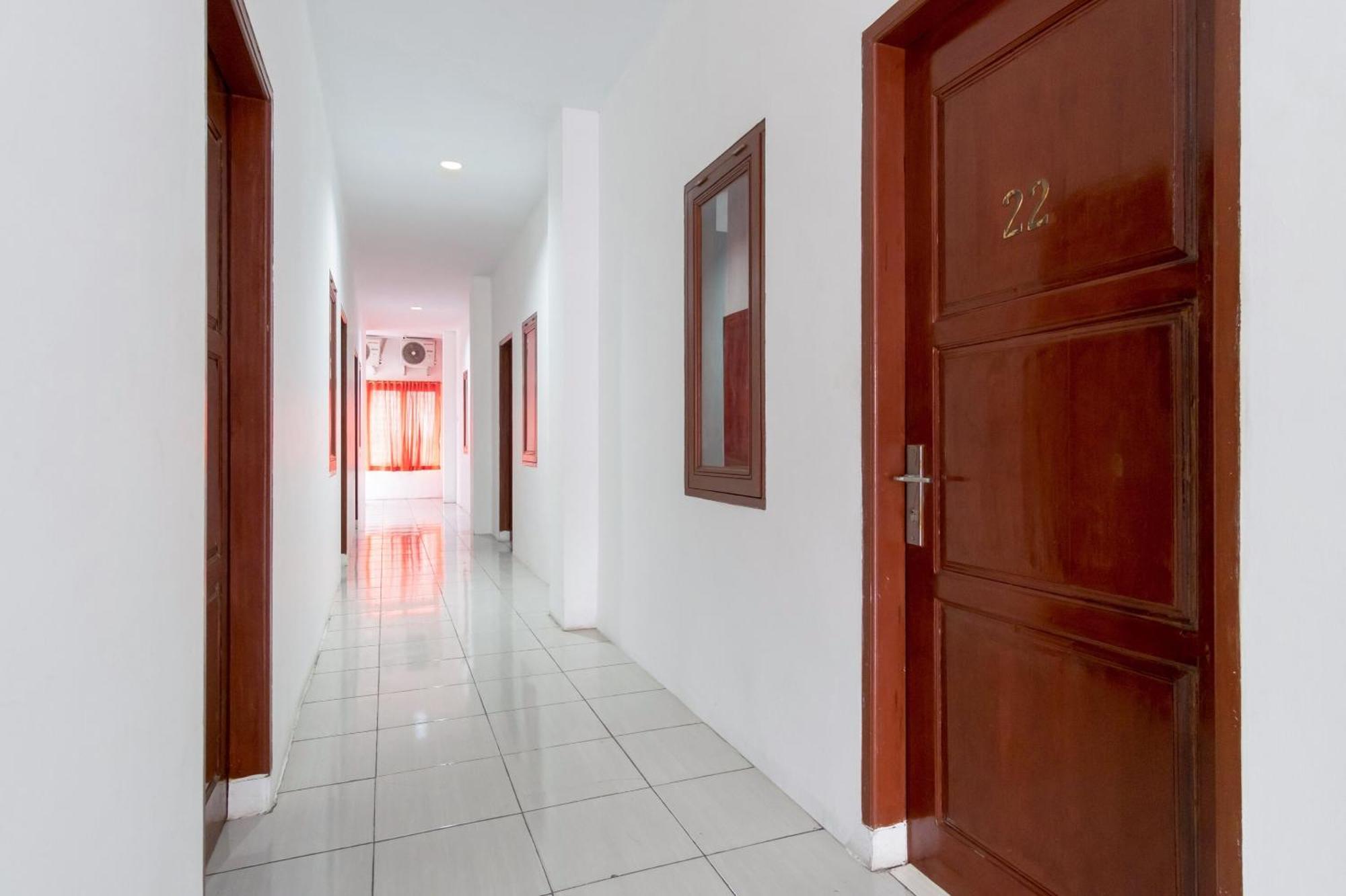 Oyo 622 Bakti Homestay Medan Exterior foto