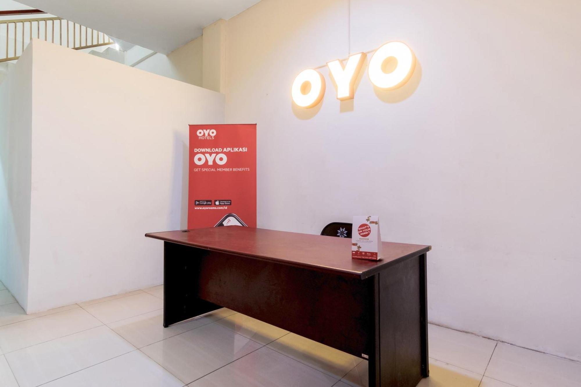 Oyo 622 Bakti Homestay Medan Exterior foto