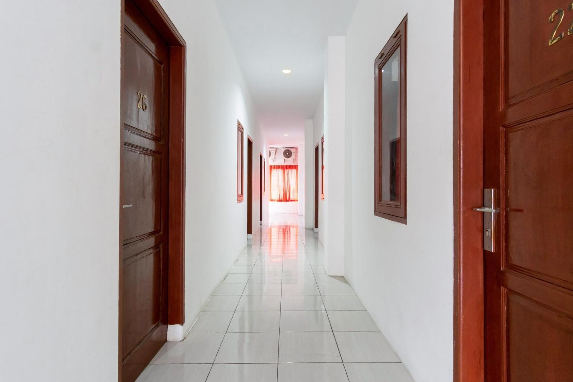Oyo 622 Bakti Homestay Medan Exterior foto