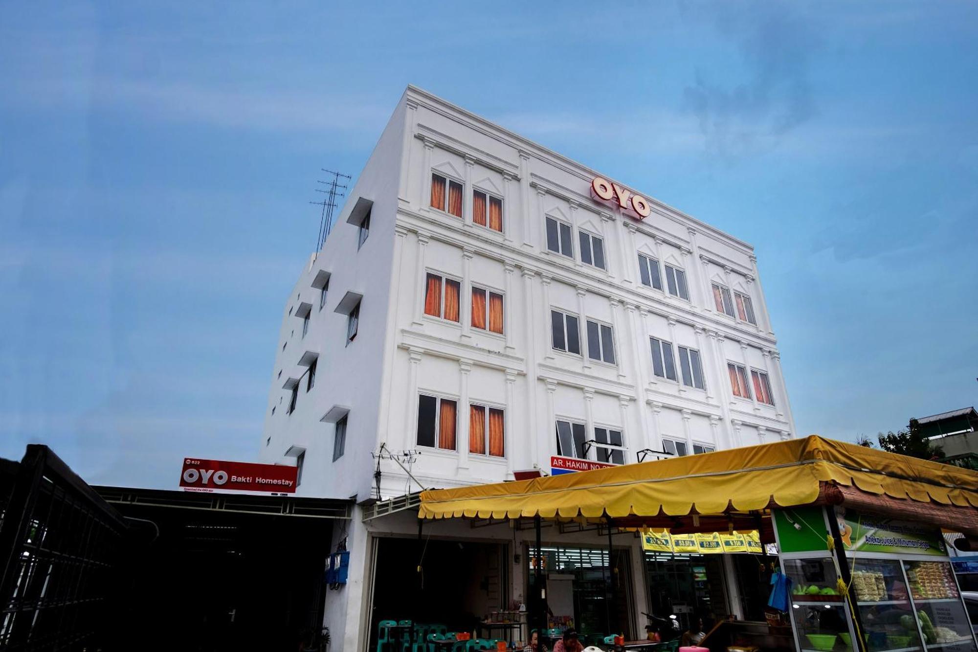 Oyo 622 Bakti Homestay Medan Exterior foto